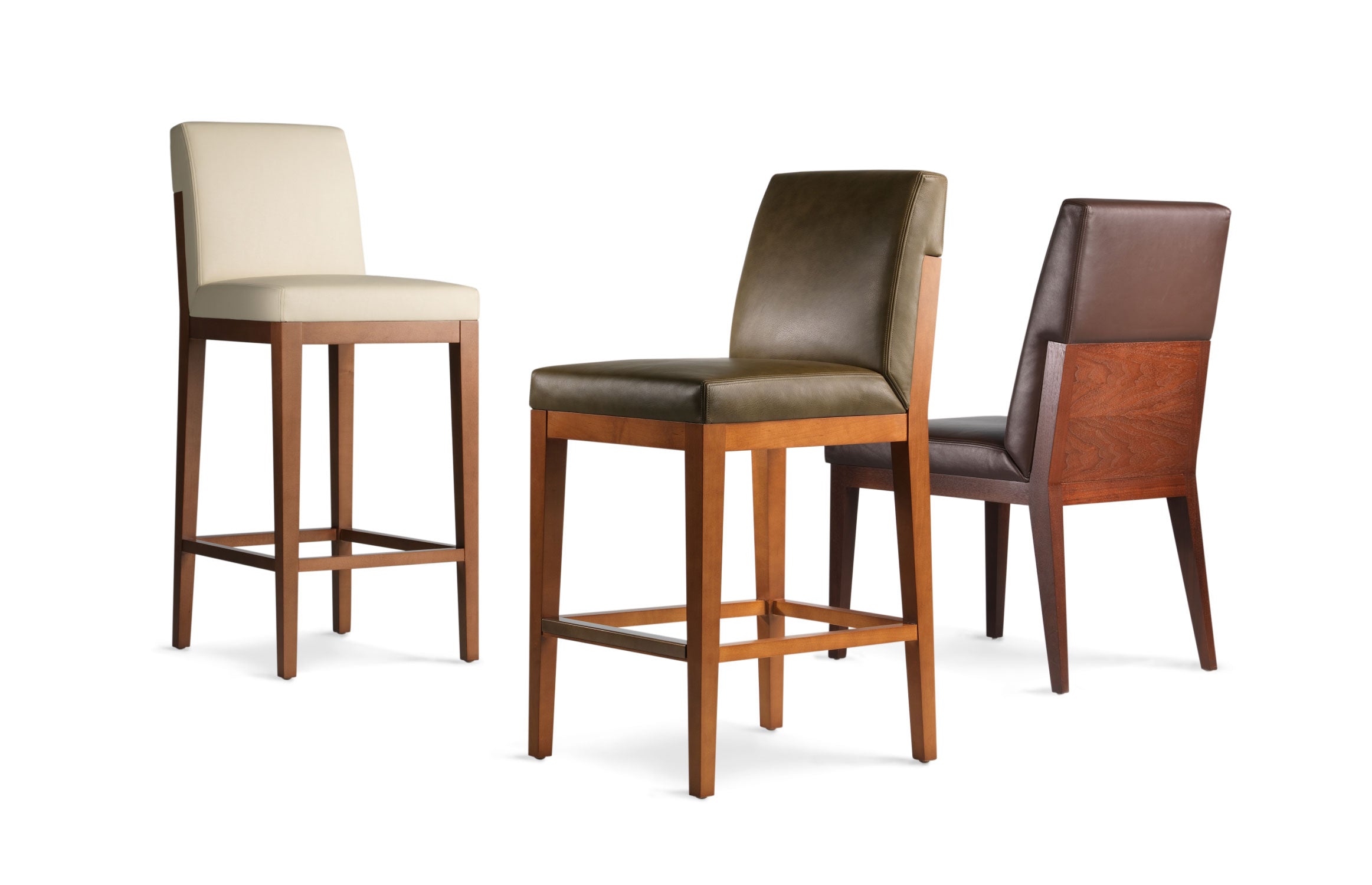 Alia Stool / Slide / White Sweep / St 003