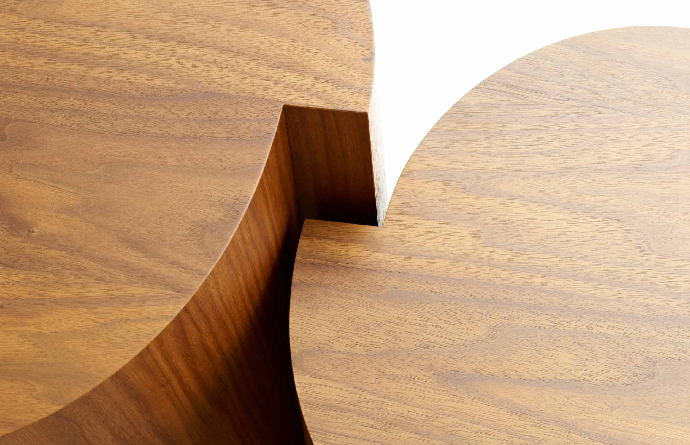 Christina Occasional Tables / Slide / Detail / Occasional Table 001