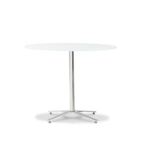 Clover Meeting Table / Image / White Sweep / Dining Round 002