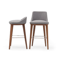 Clover Stool / Image / White Sweep / St Wood 003