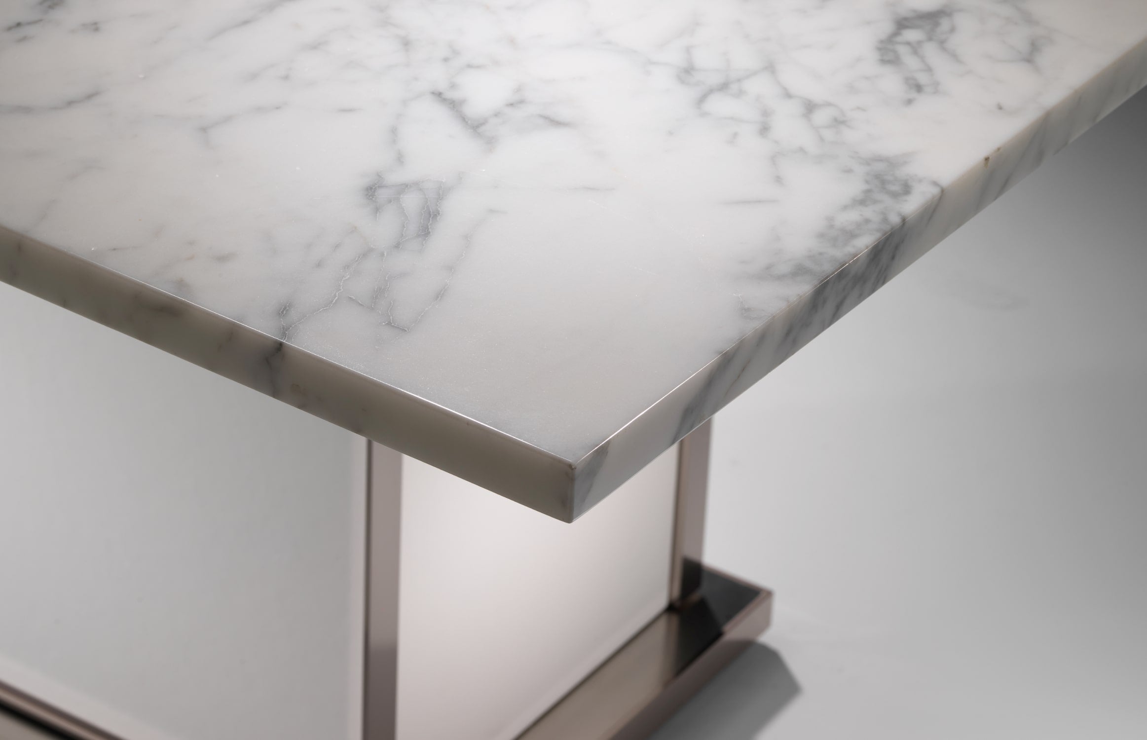 Fortis Meeting Table / Slide / Detail / Dining Square 001