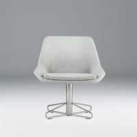 Port Lounge / Image / Environmental / Ln Column Lowbk 002