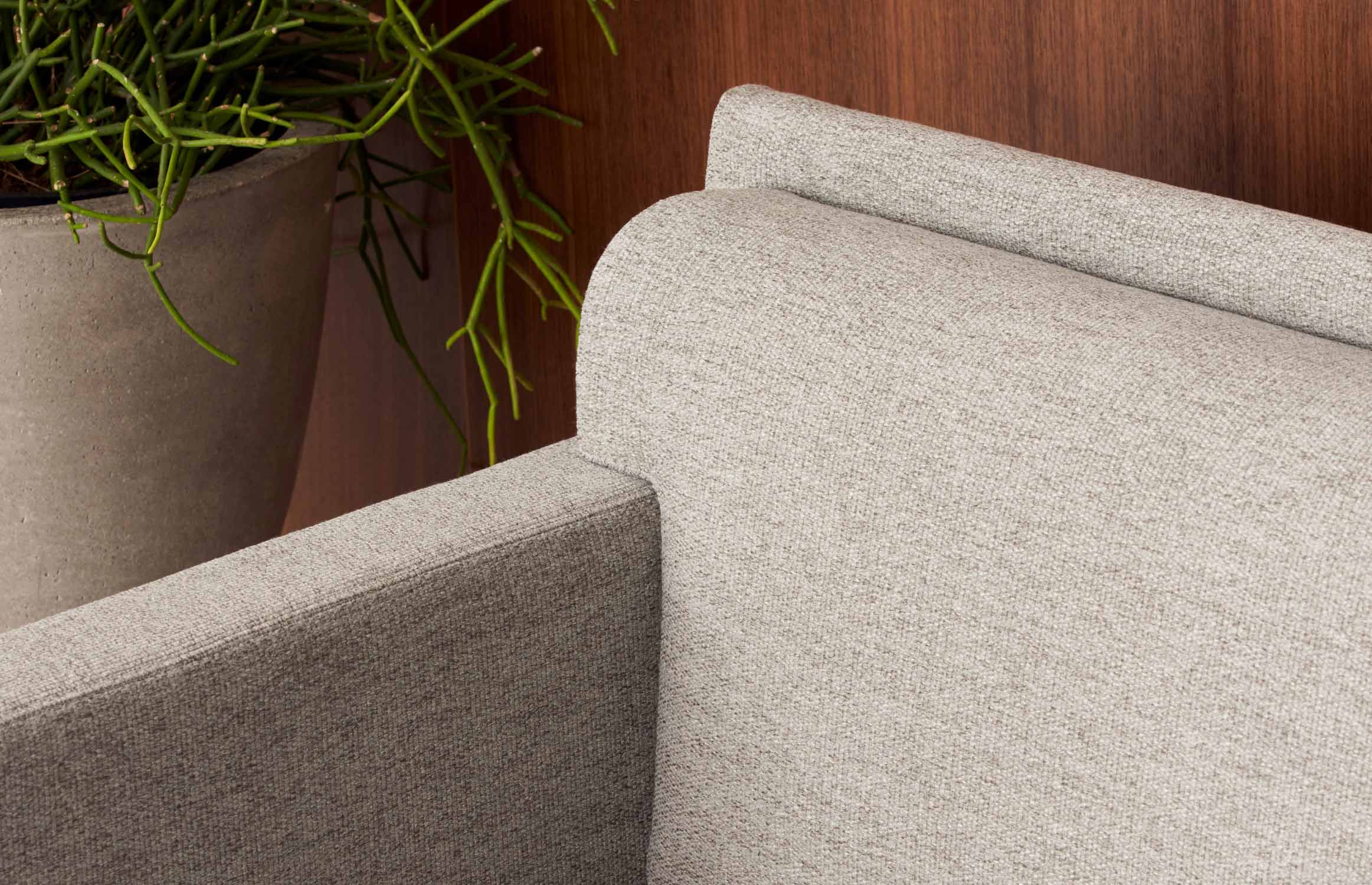 Sella Lounge / Slide / Detail / Slide 1